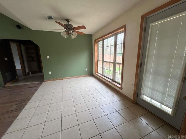 72 Trina Loop, Greenbrier, AR 72058