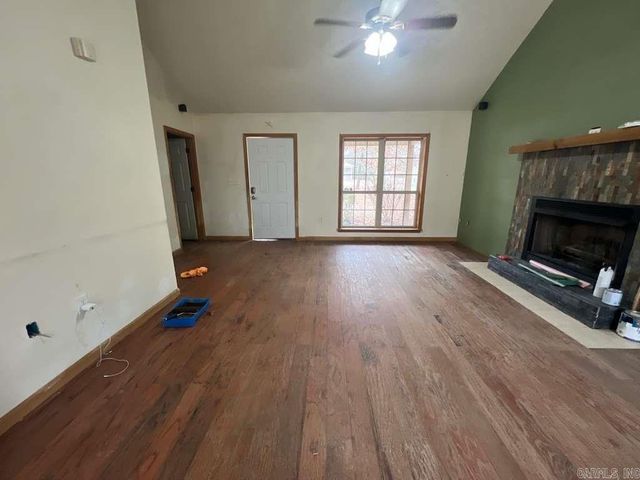 72 Trina Loop, Greenbrier, AR 72058