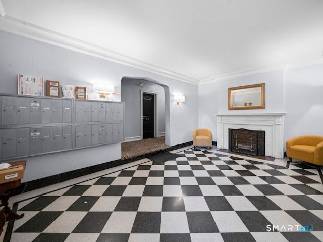 169 Mason Street APT 3B, Greenwich, CT 06830