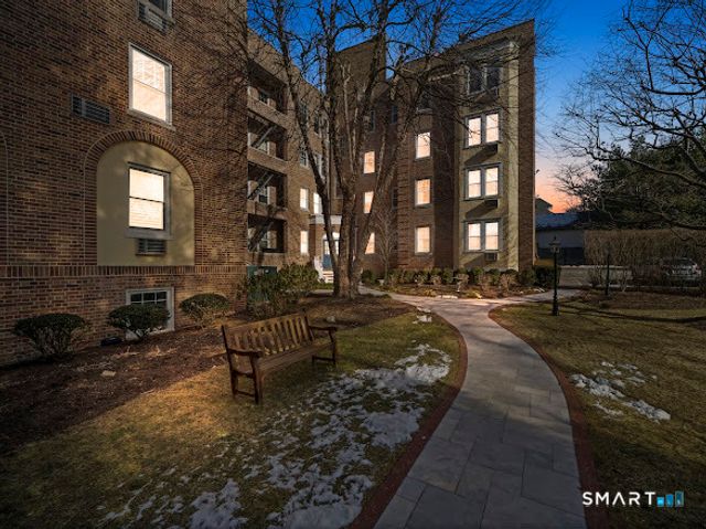 169 Mason Street APT 3B, Greenwich, CT 06830