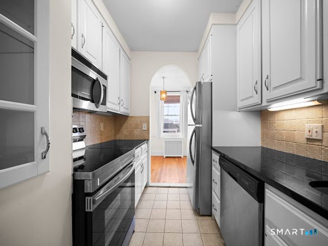 169 Mason Street APT 3B, Greenwich, CT 06830