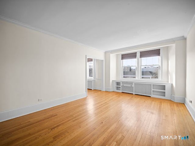 169 Mason Street APT 3B, Greenwich, CT 06830