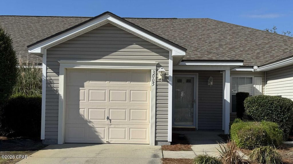 3005 Meadow Street, Lynn Haven, FL 32444