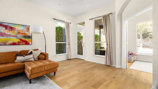 6420 Antigo LN, Austin, TX 78739