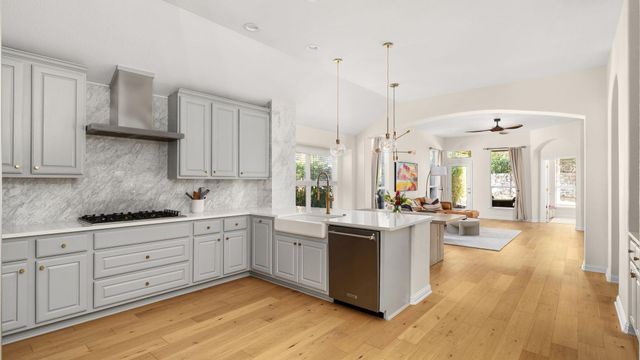 6420 Antigo LN, Austin, TX 78739