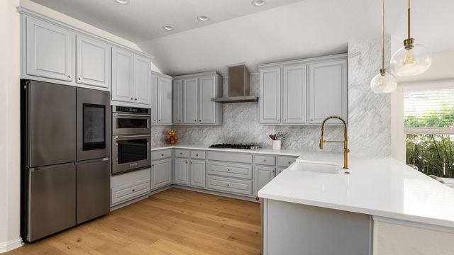 6420 Antigo LN, Austin, TX 78739