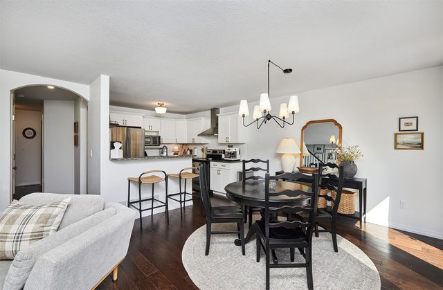 345 SE Sagewood Circle, Waukee, IA 50263