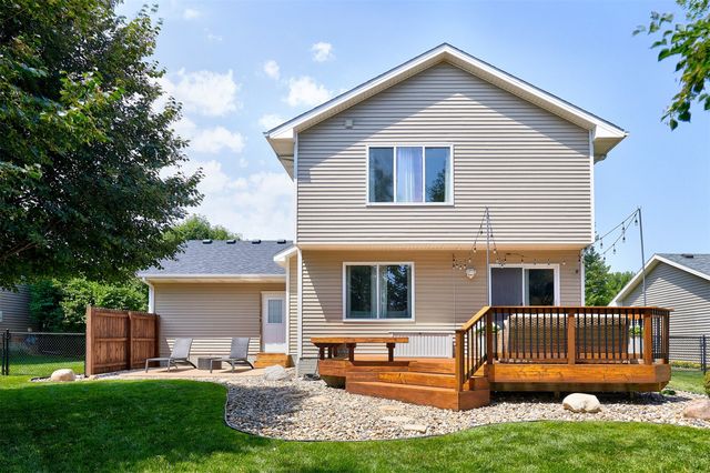 345 SE Sagewood Circle, Waukee, IA 50263