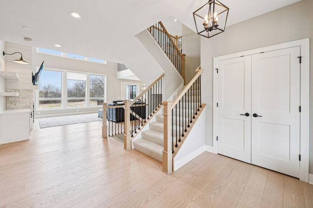 19990 Fairlawn Avenue, Prior Lake, MN 55372