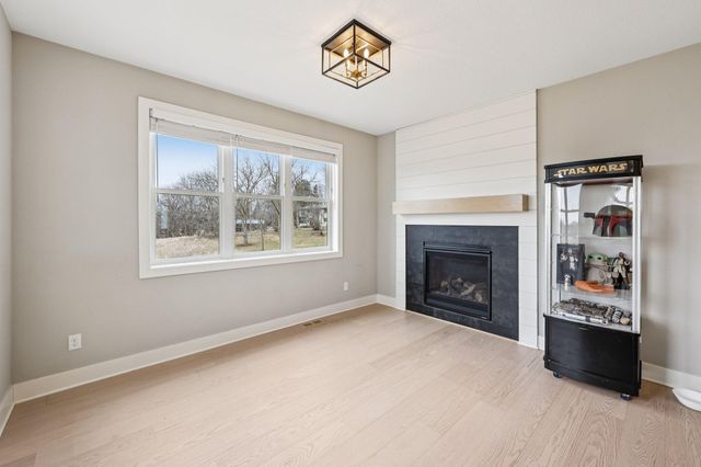 19990 Fairlawn Avenue, Prior Lake, MN 55372