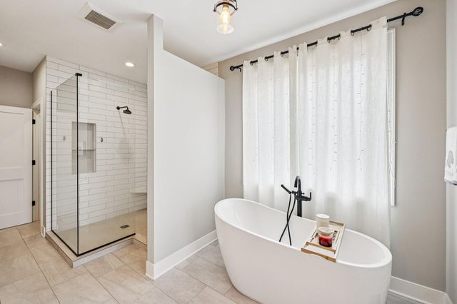 19990 Fairlawn Avenue, Prior Lake, MN 55372