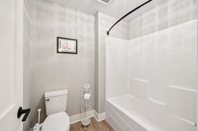 19990 Fairlawn Avenue, Prior Lake, MN 55372