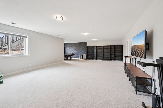 19990 Fairlawn Avenue, Prior Lake, MN 55372