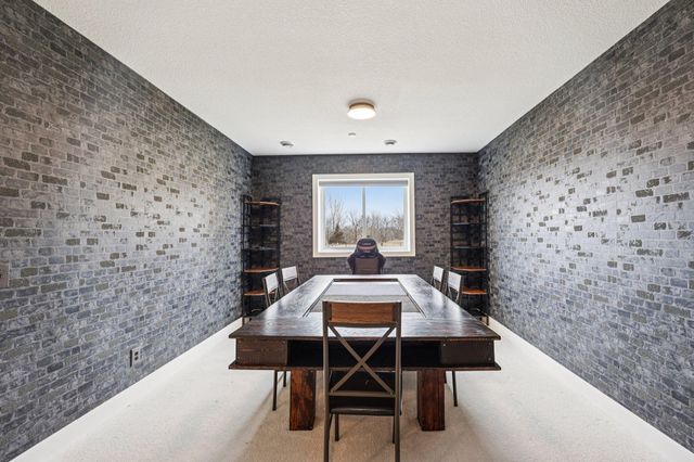 19990 Fairlawn Avenue, Prior Lake, MN 55372