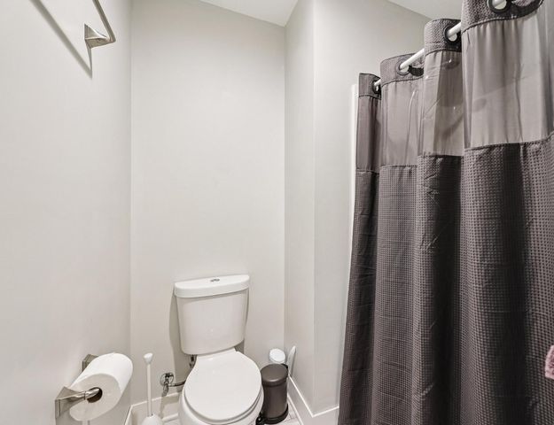 19990 Fairlawn Avenue, Prior Lake, MN 55372