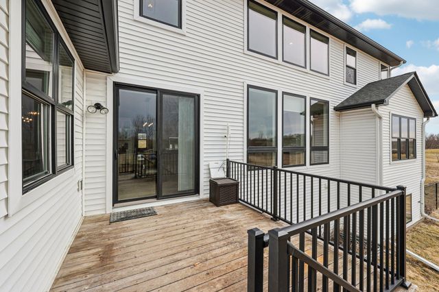 19990 Fairlawn Avenue, Prior Lake, MN 55372