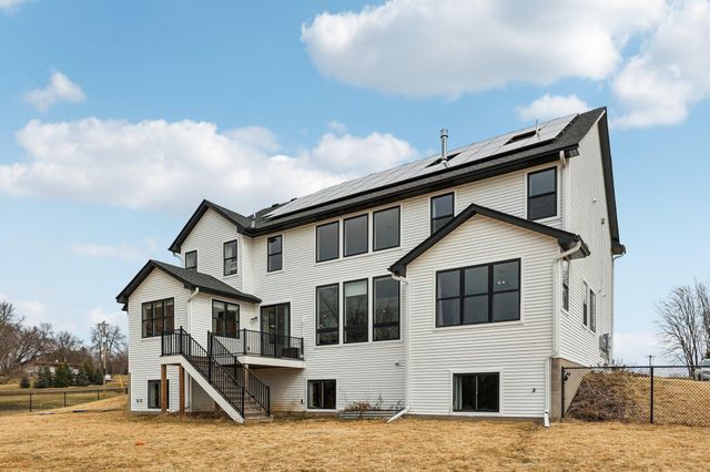 19990 Fairlawn Avenue, Prior Lake, MN 55372