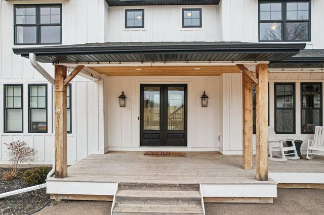 19990 Fairlawn Avenue, Prior Lake, MN 55372