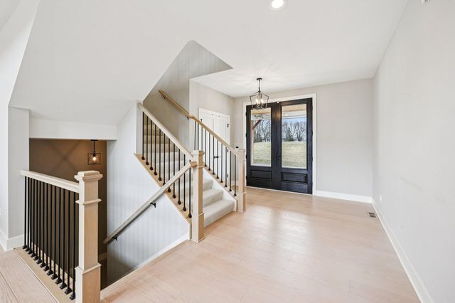 19990 Fairlawn Avenue, Prior Lake, MN 55372