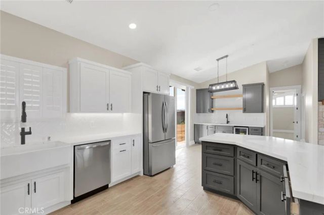 18399 Pacific, Hesperia, CA 92345