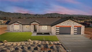 18399 Pacific, Hesperia, CA 92345