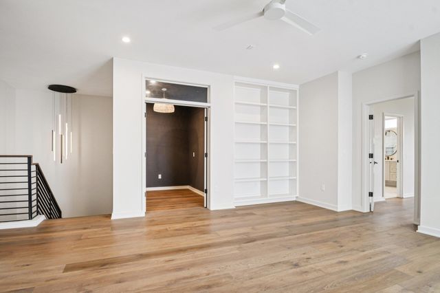 2518 Watkins WAY, Austin, TX 78746