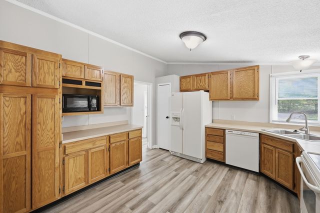 129 Griggs Road, Waco, KY 40385