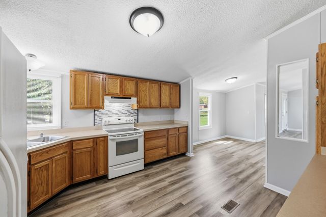 129 Griggs Road, Waco, KY 40385