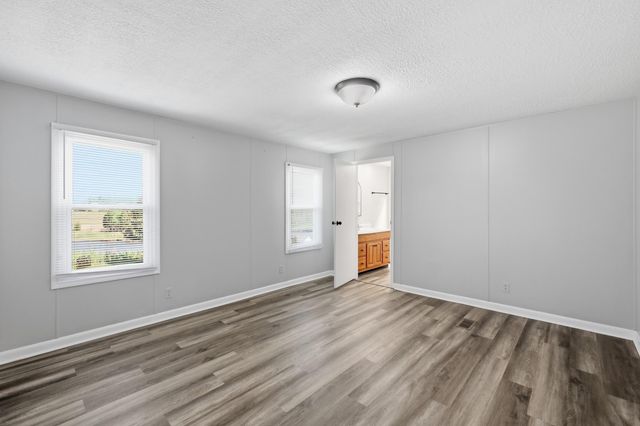 129 Griggs Road, Waco, KY 40385
