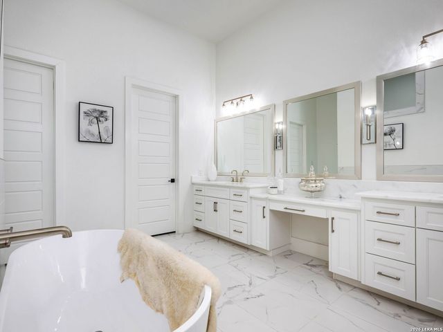 846 Maximino Ridge, Bulverde, TX 78163