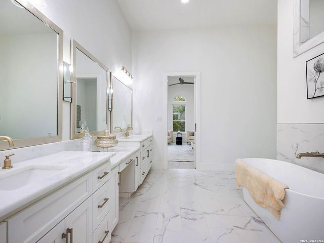 846 Maximino Ridge, Bulverde, TX 78163