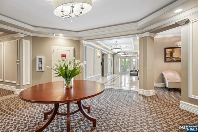 901 Four Seasons Lane, Woodcliff Lake, NJ 07677