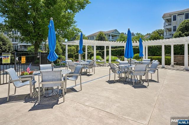 901 Four Seasons Lane, Woodcliff Lake, NJ 07677