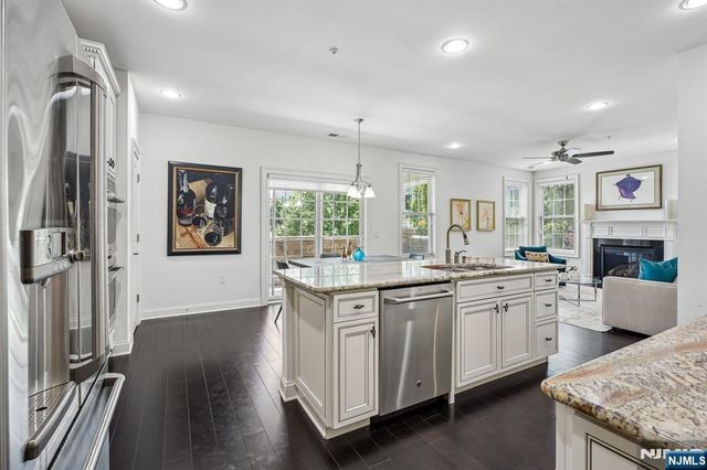 901 Four Seasons Lane, Woodcliff Lake, NJ 07677