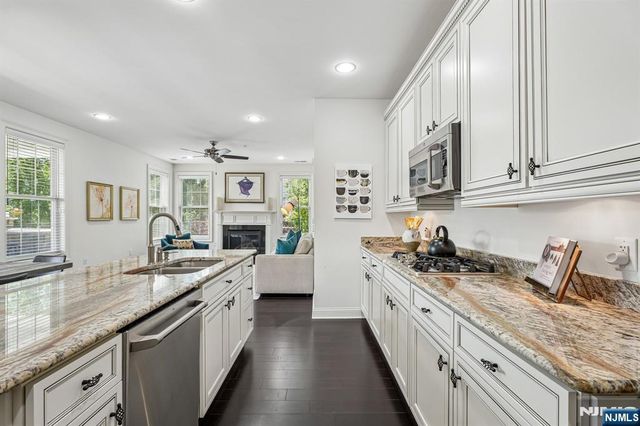901 Four Seasons Lane, Woodcliff Lake, NJ 07677