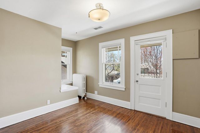 2200 Kenwood Parkway, Minneapolis, MN 55405