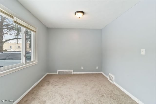 16402 Cloverside Avenue, Cleveland, OH 44128