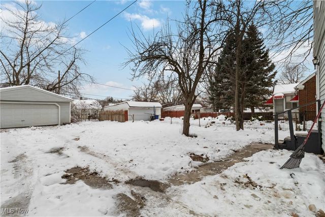 16402 Cloverside Avenue, Cleveland, OH 44128