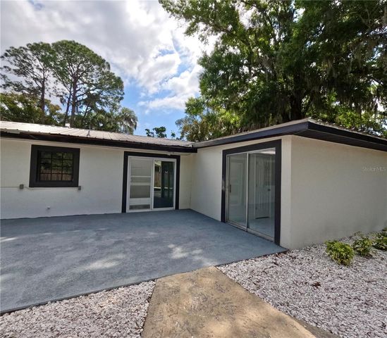 1103 N PENNSYLVANIA AVENUE, Plant City, FL 33563