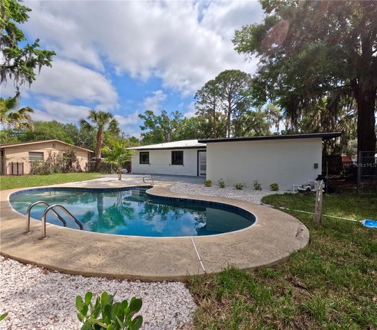 1103 N PENNSYLVANIA AVENUE, Plant City, FL 33563