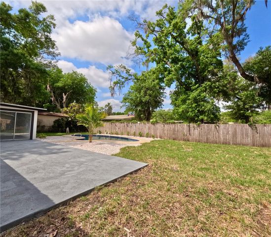 1103 N PENNSYLVANIA AVENUE, Plant City, FL 33563