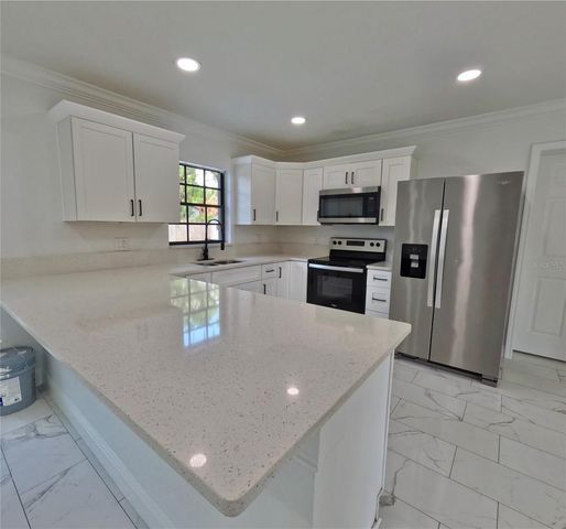 1103 N PENNSYLVANIA AVENUE, Plant City, FL 33563