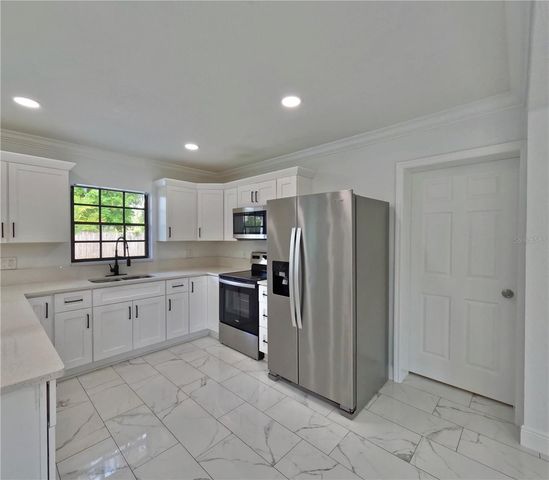 1103 N PENNSYLVANIA AVENUE, Plant City, FL 33563