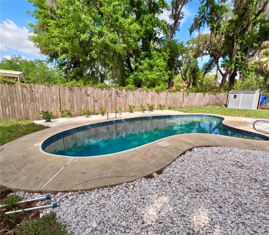 1103 N PENNSYLVANIA AVENUE, Plant City, FL 33563