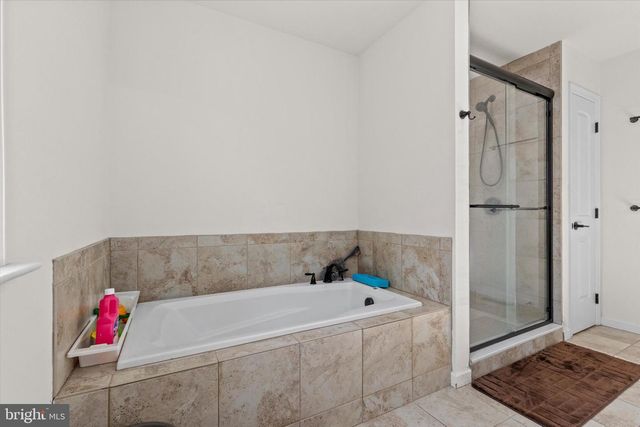 15 STALLION, Mechanicsburg, PA 17050