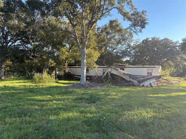 29156 Fm 1301 Road, West Columbia, TX 77486
