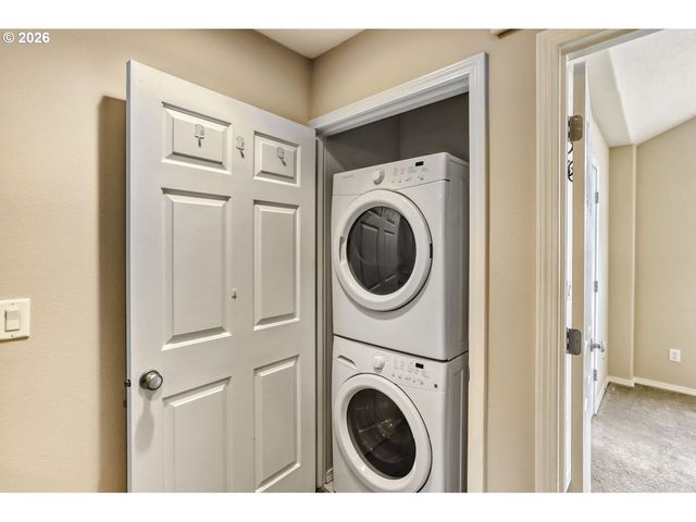 15487 BRIANNE Ct, Lake Oswego, OR 97035