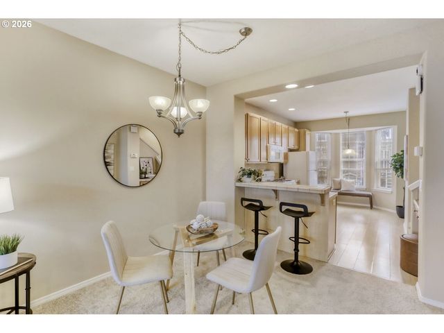 15487 BRIANNE Ct, Lake Oswego, OR 97035