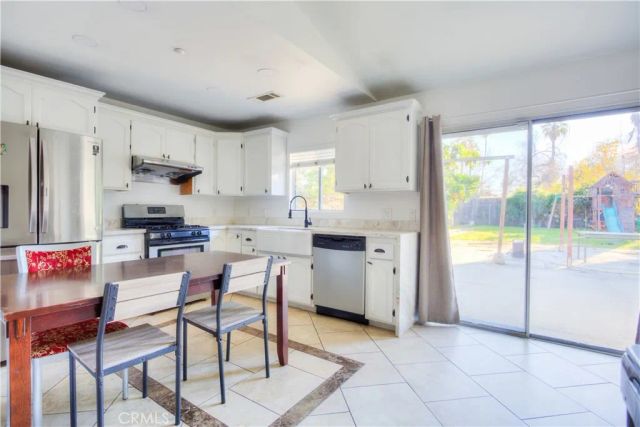 2676 5th, Riverside, CA 92507