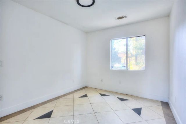 2676 5th, Riverside, CA 92507